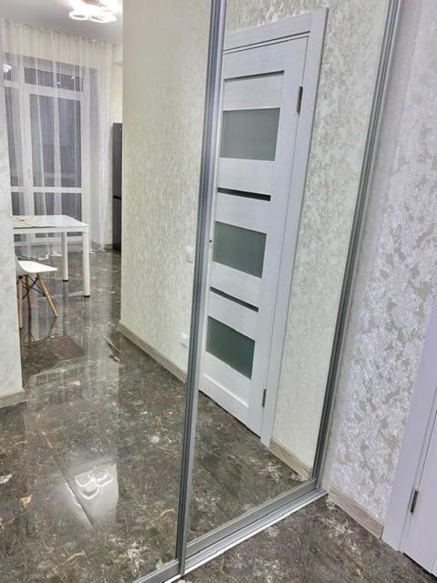 Люкс Апартаменти В Центрі Міста ,Жк Театральний Rivne Kültér fotó